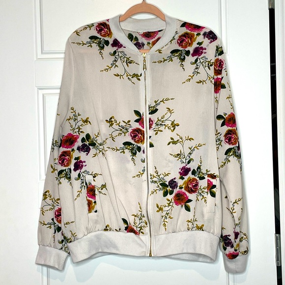 SHEIN Jackets & Blazers - SHEIN FLORAL ZIPPERED JACKET 2X